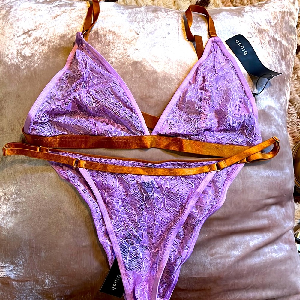 Blush lingerie nomad bralette and bikini wisteria lavender lace adjustable BNWT